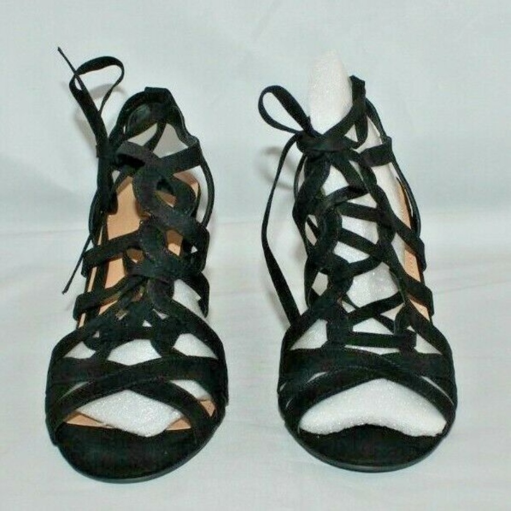 Torrid Black Strappy Pumps Size 10W